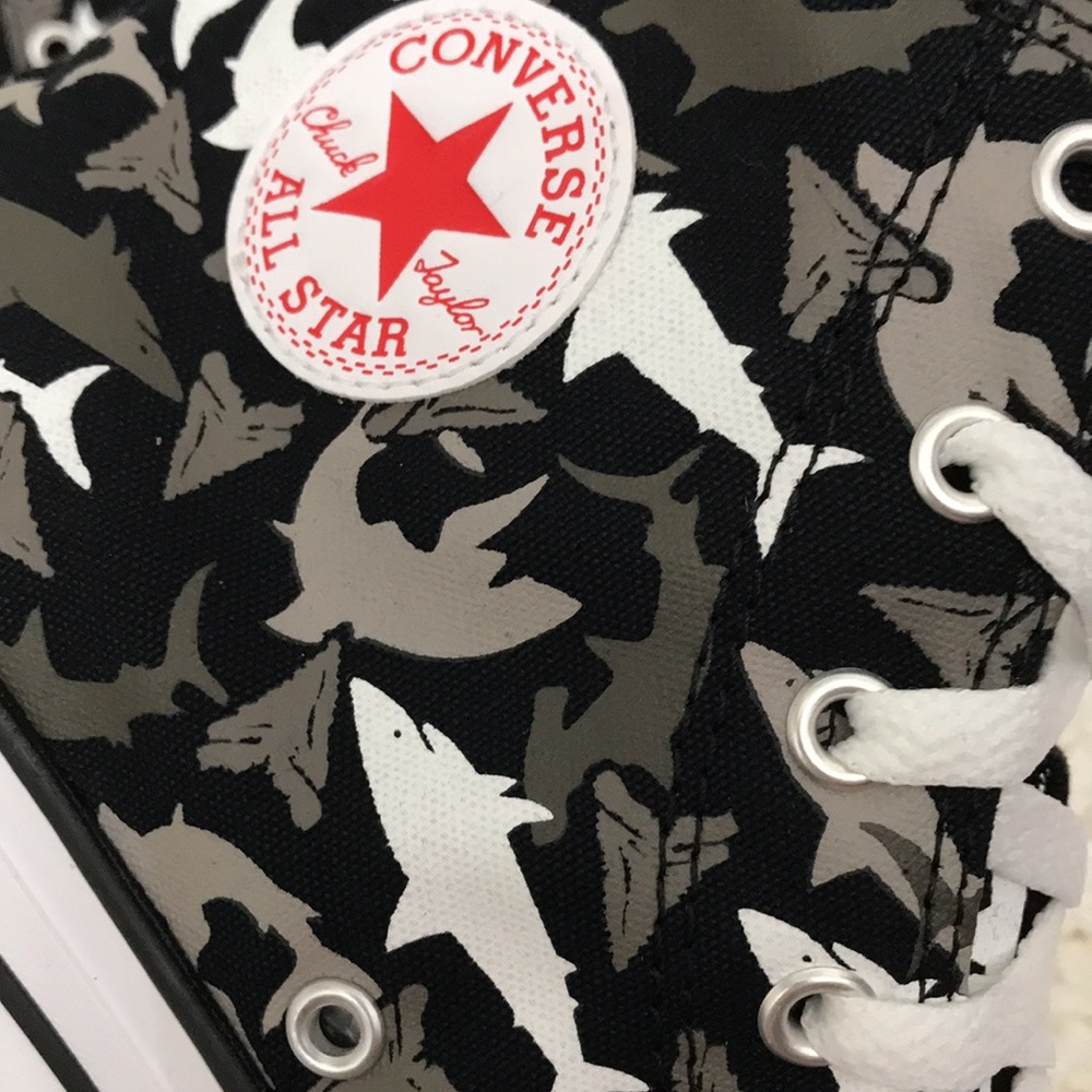 CONVERSE CTAS HIGH TOP BRAND NEW - Picture 4 of 8